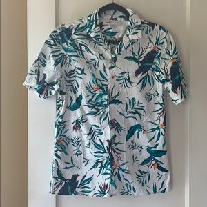Hawaiian button up
